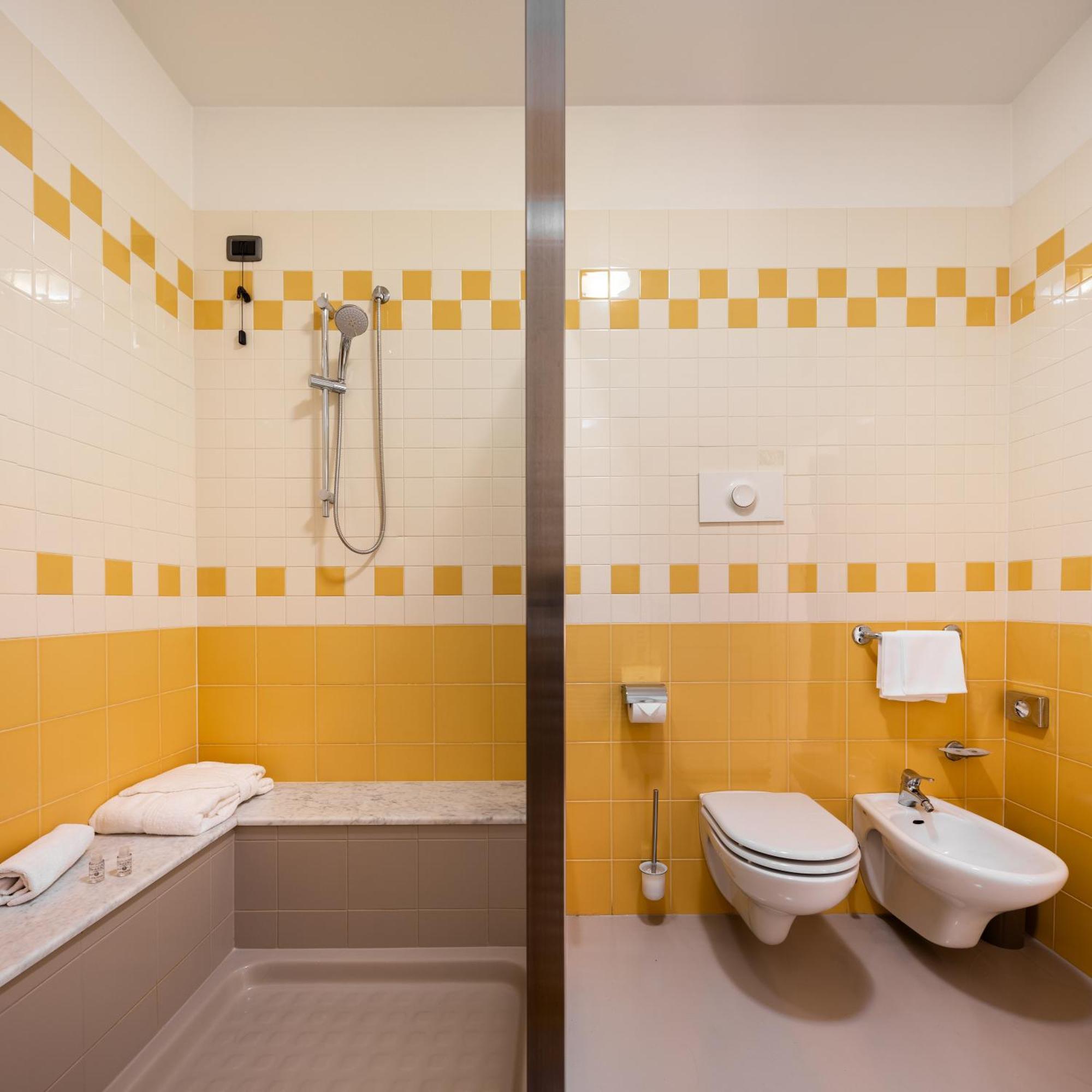 Hotel Motel Sporting Montodine Zewnętrze zdjęcie