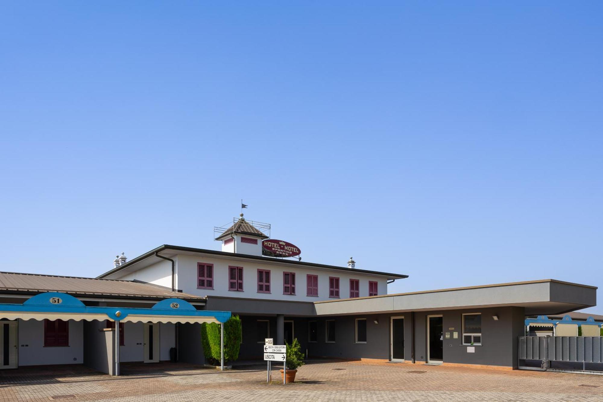 Hotel Motel Sporting Montodine Zewnętrze zdjęcie