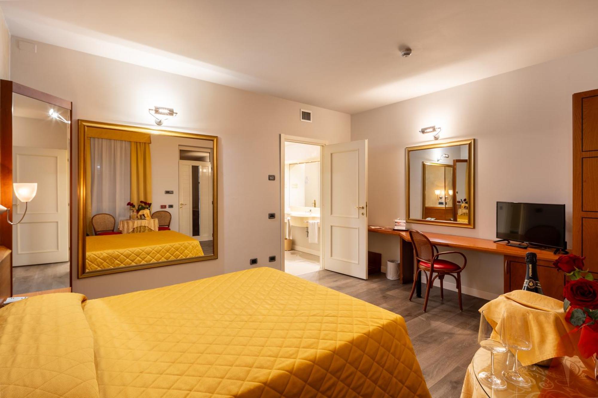 Hotel Motel Sporting Montodine Zewnętrze zdjęcie