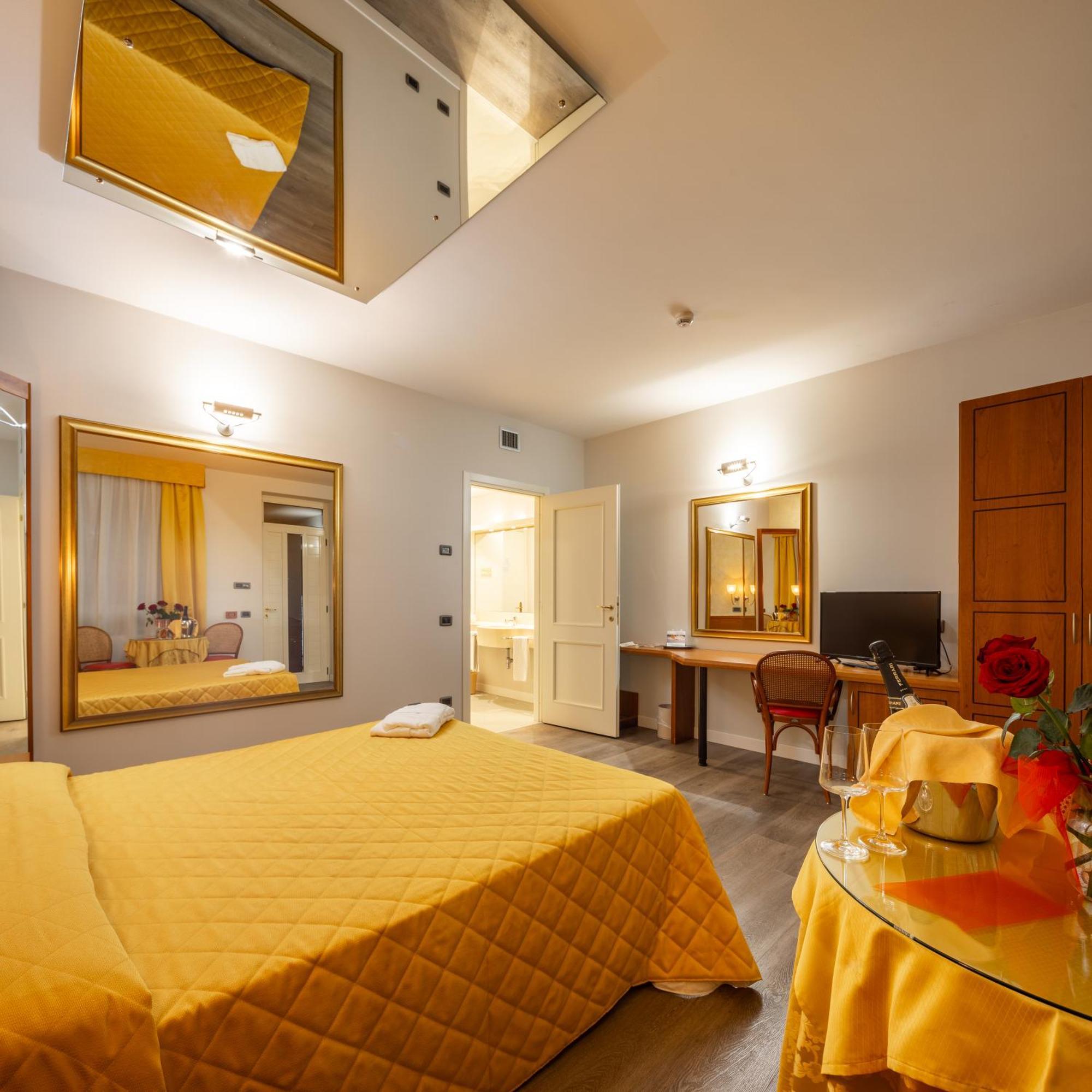 Hotel Motel Sporting Montodine Zewnętrze zdjęcie